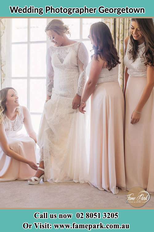 Photo of the Bride preparing with the bridesmaids Georgetown